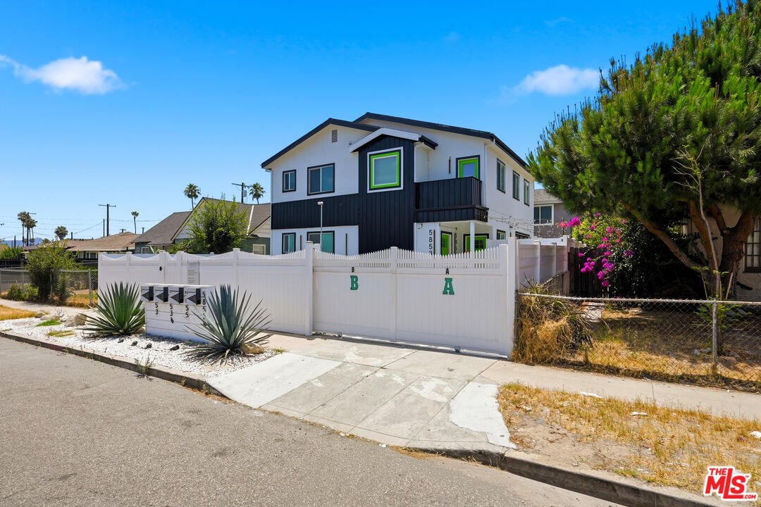 5853 Vineland Ave Unit: A