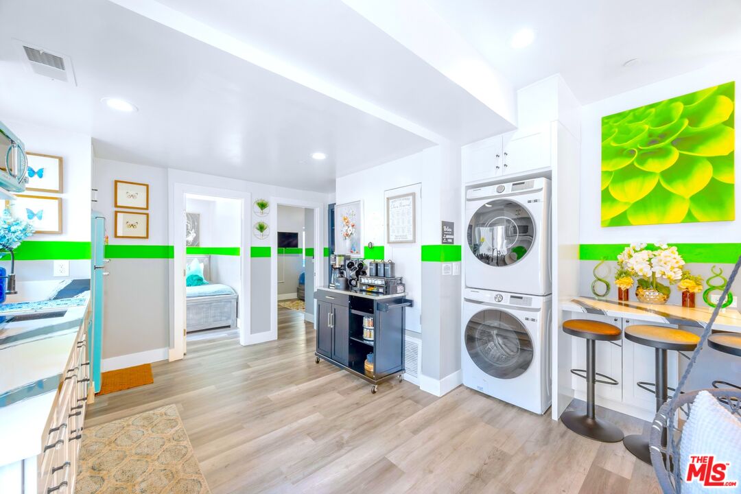 5853 Vineland Ave Unit: A