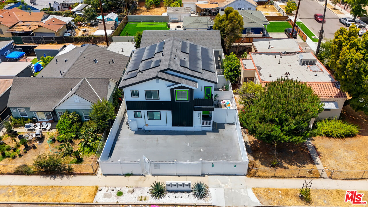 5853 Vineland Ave Unit: A