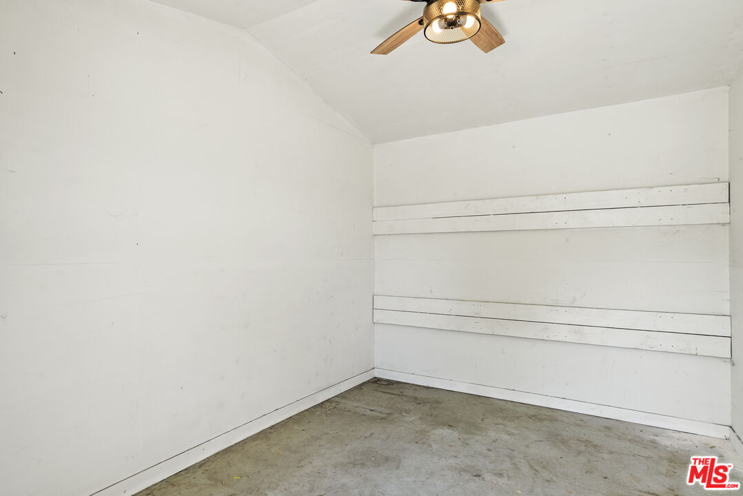 1400 Randall St