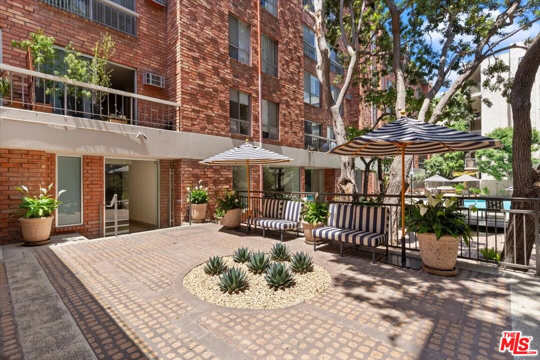 1440 Veteran Ave Unit: 348