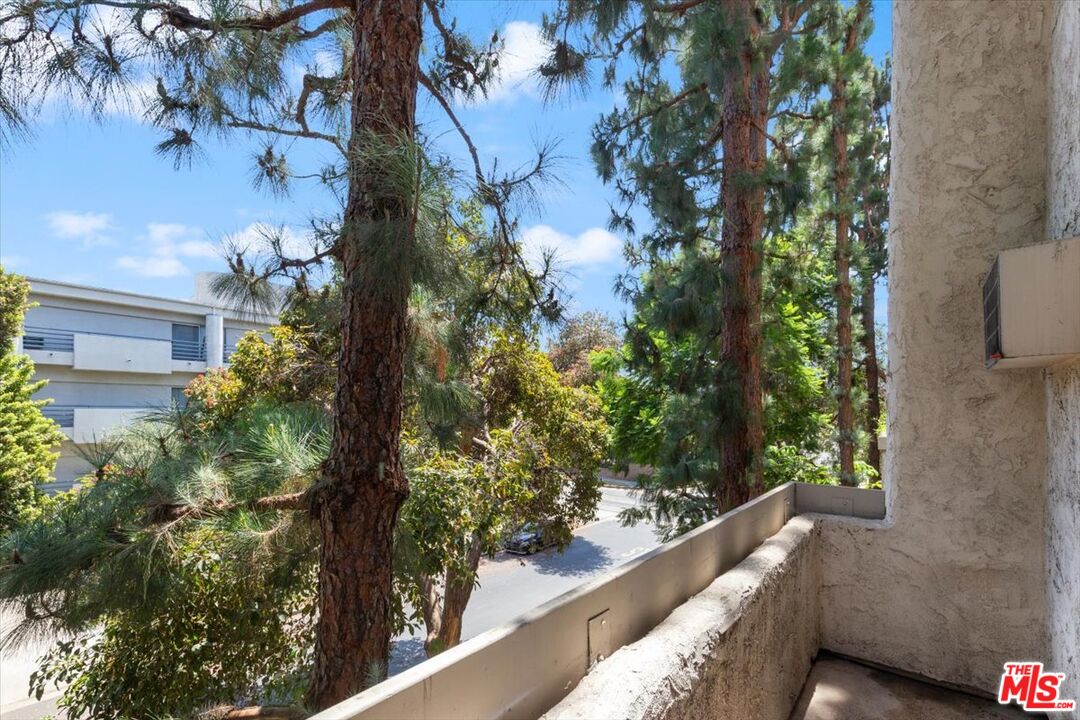 1440 Veteran Ave Unit: 348