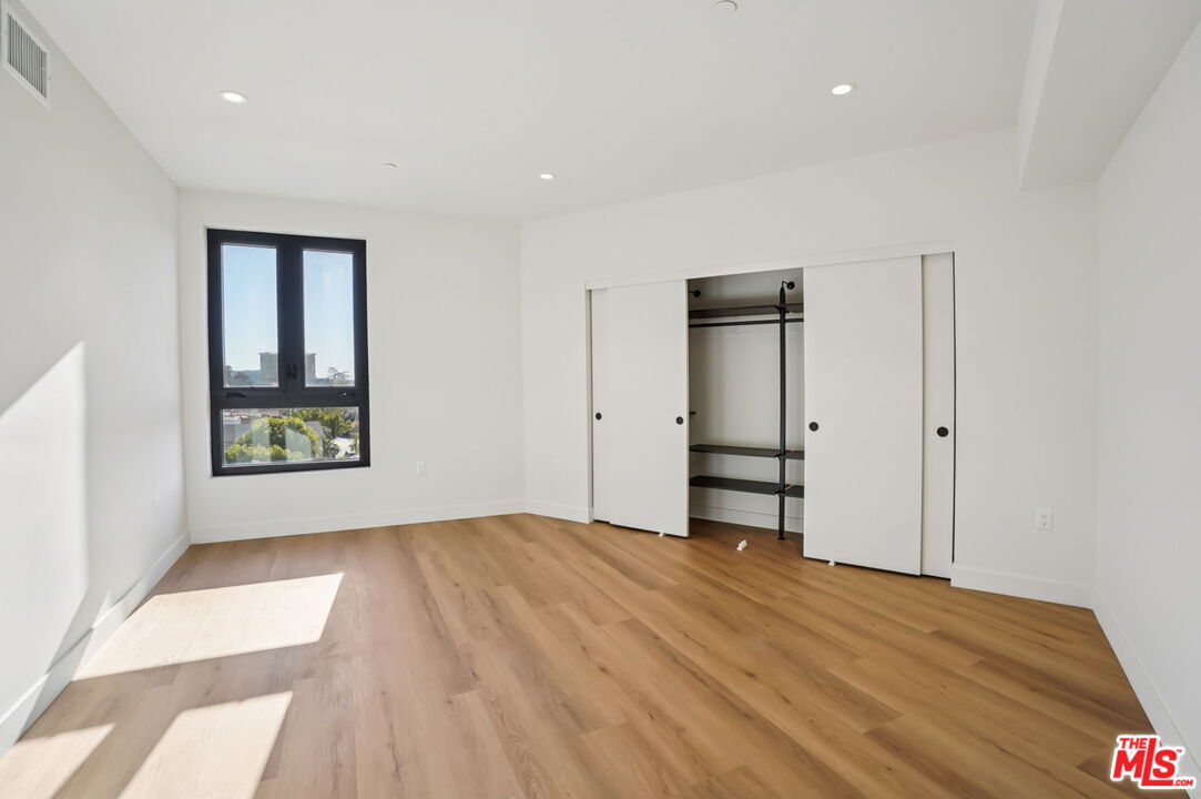1110 S Spaulding Ave Unit: PH5