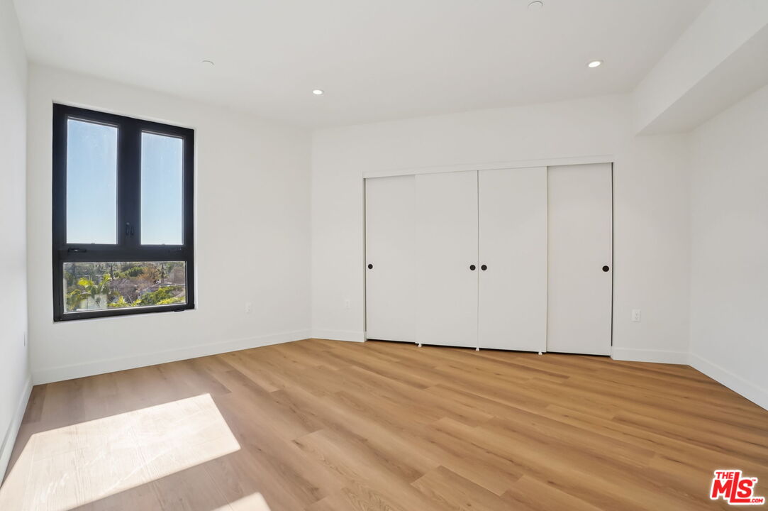 1110 S Spaulding Ave Unit: PH5