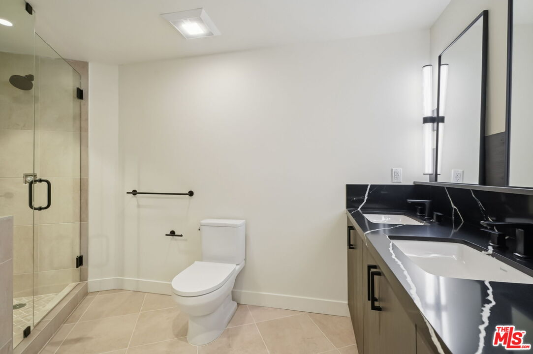 1110 S Spaulding Ave Unit: PH5