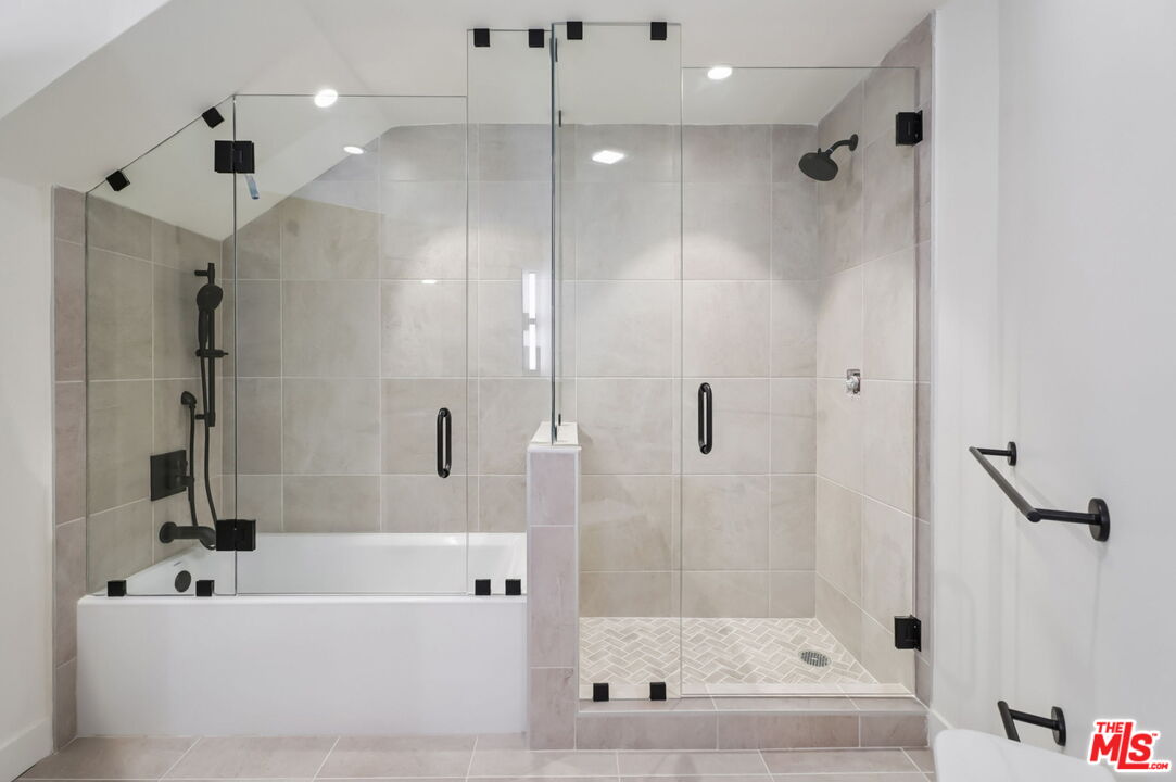 1110 S Spaulding Ave Unit: PH5