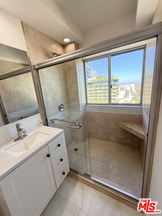 999 N Doheny Dr Unit: 904