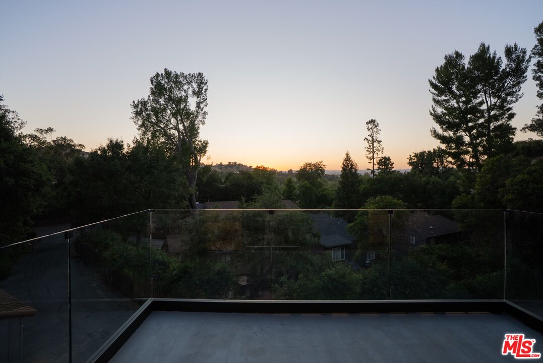 4118 Oak Hollow Rd