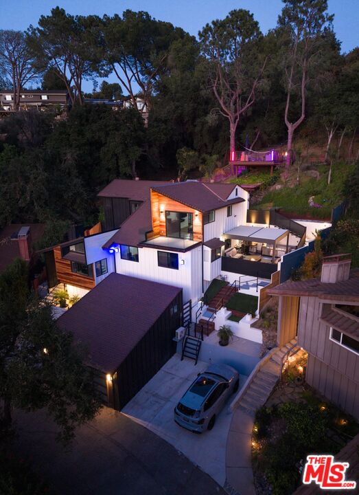 4118 Oak Hollow Rd