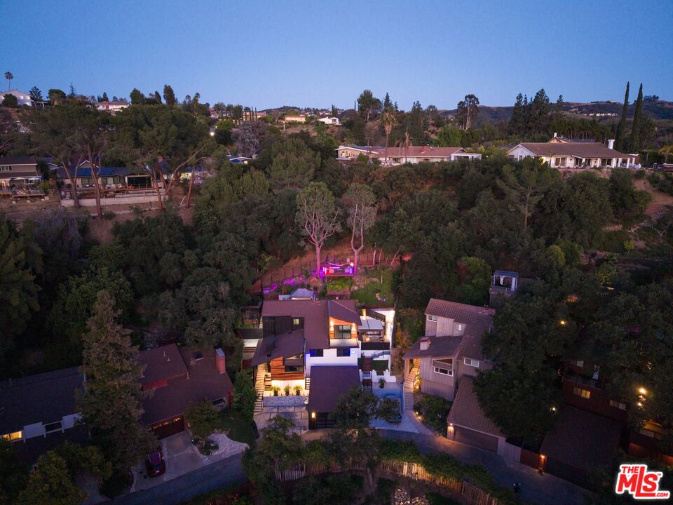 4118 Oak Hollow Rd
