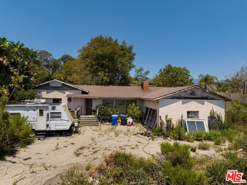 29029 Cliffside Dr