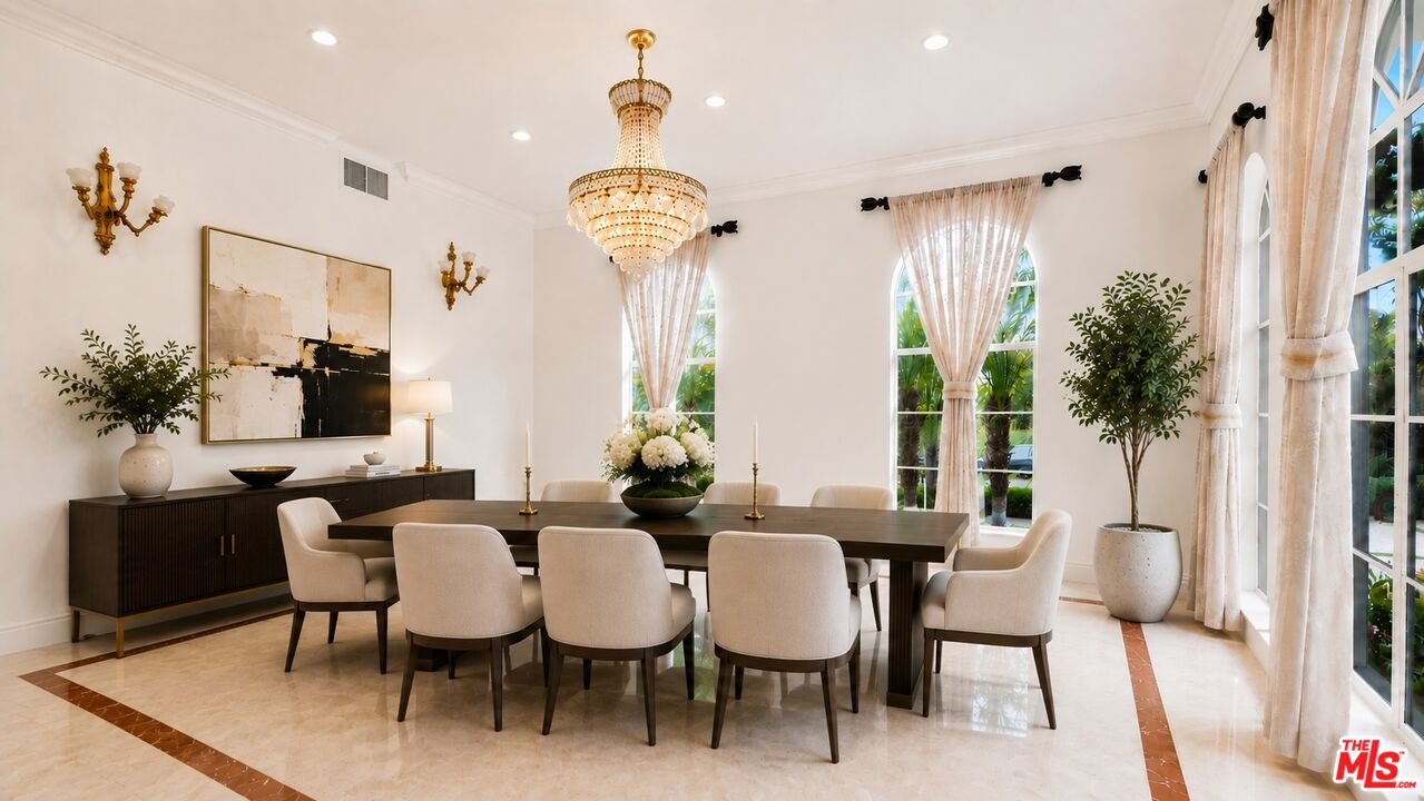 1856 Loma Vista Dr