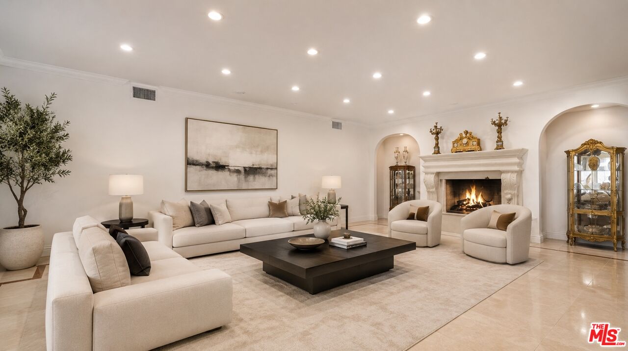 1856 Loma Vista Dr