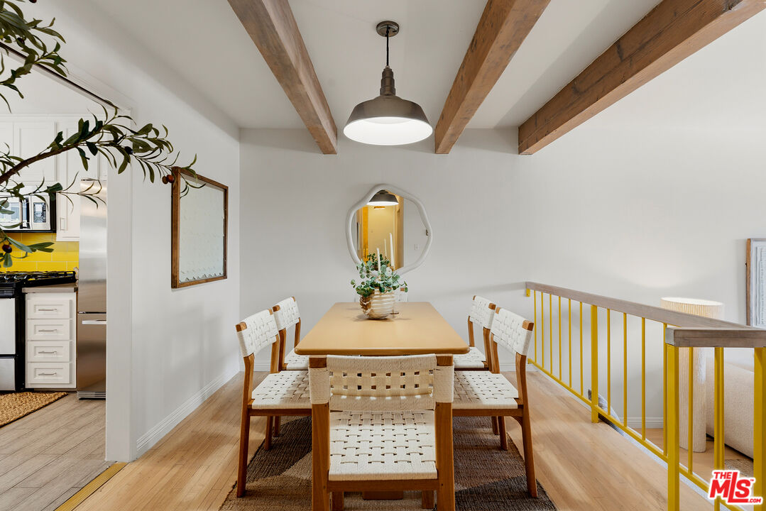 958 18th St Unit: 4