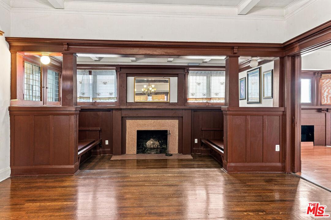 920 W 20th St Unit: 1