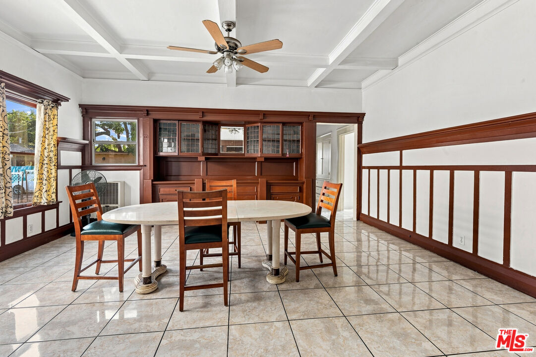 920 W 20th St Unit: 1