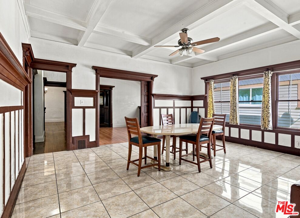 920 W 20th St Unit: 1