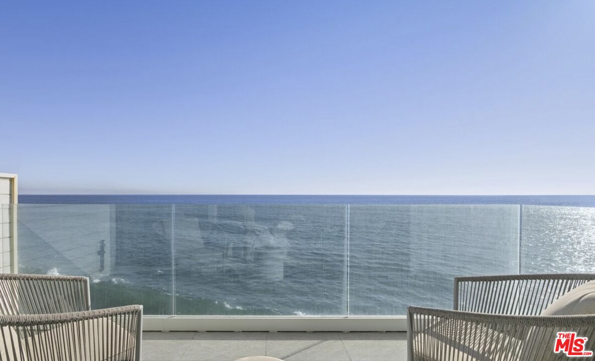 19240 Pacific Coast Highway