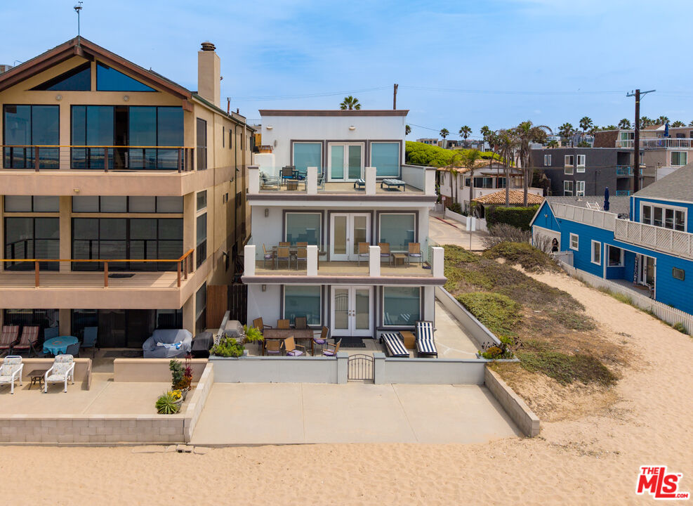6419 Ocean Front Walk