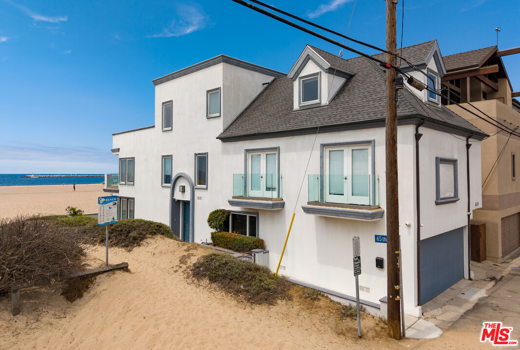 6419 Ocean Front Walk
