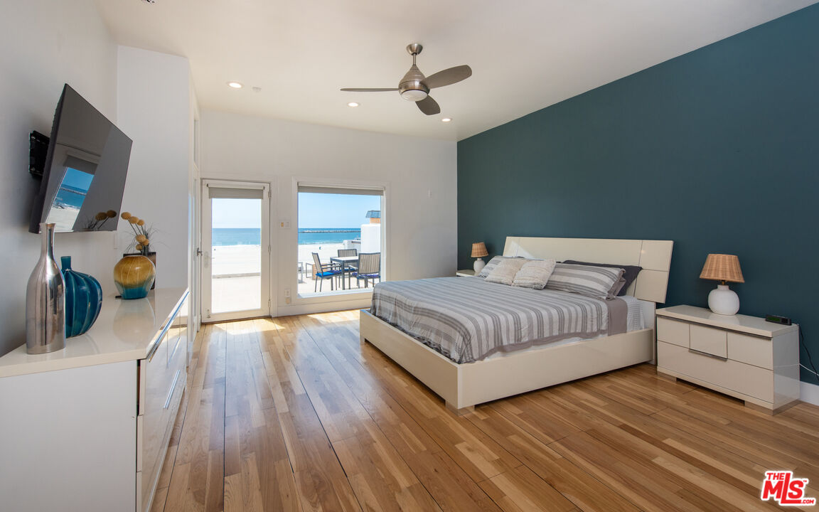 6419 Ocean Front Walk