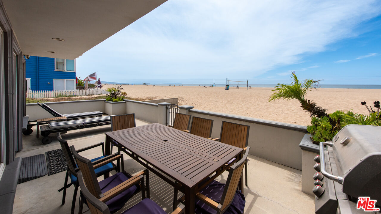 6419 Ocean Front Walk