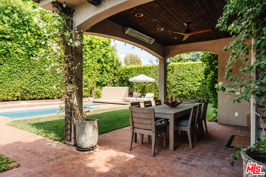 11432 Aqua Vista St