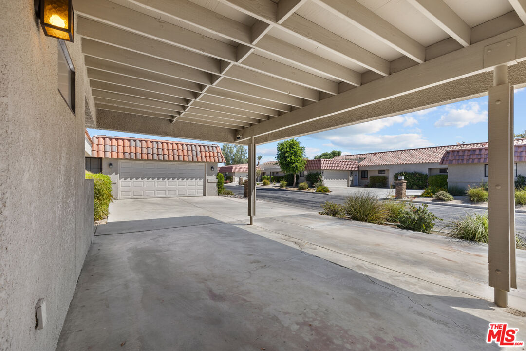 40513 Bay Hill Way