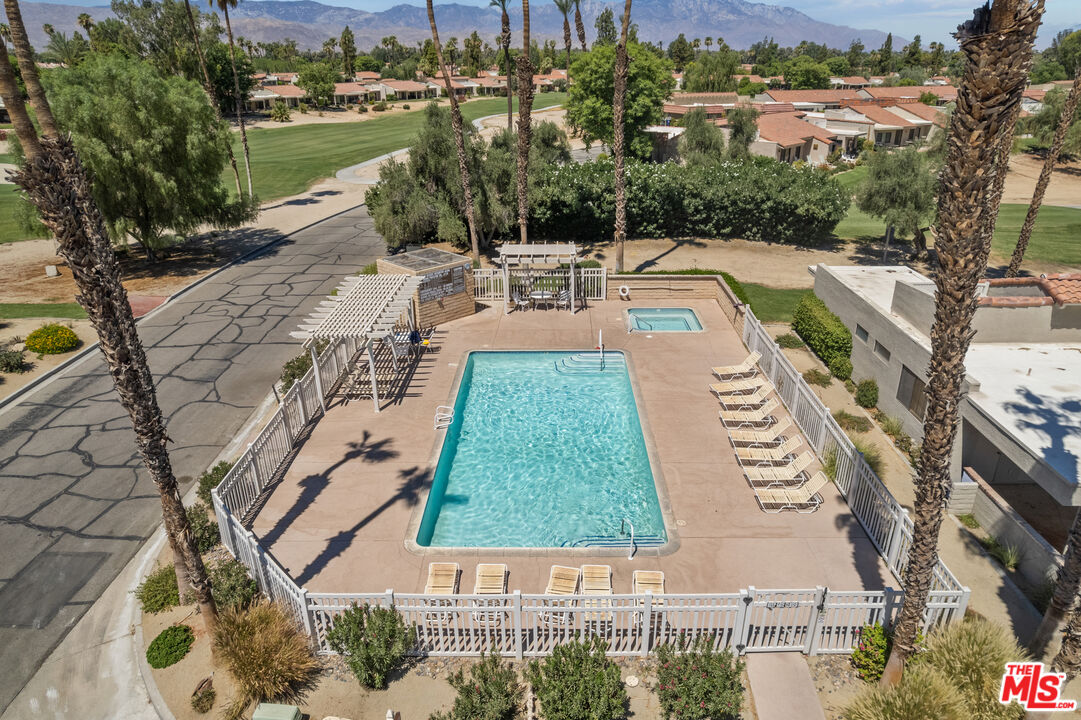40513 Bay Hill Way
