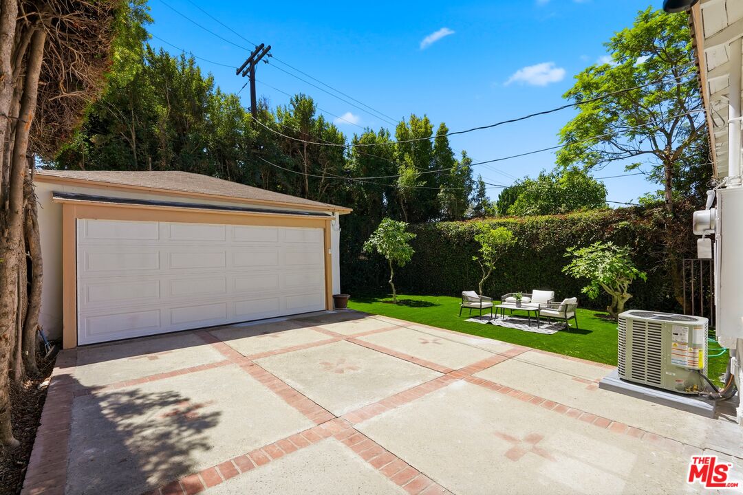 10308 Keswick Ave