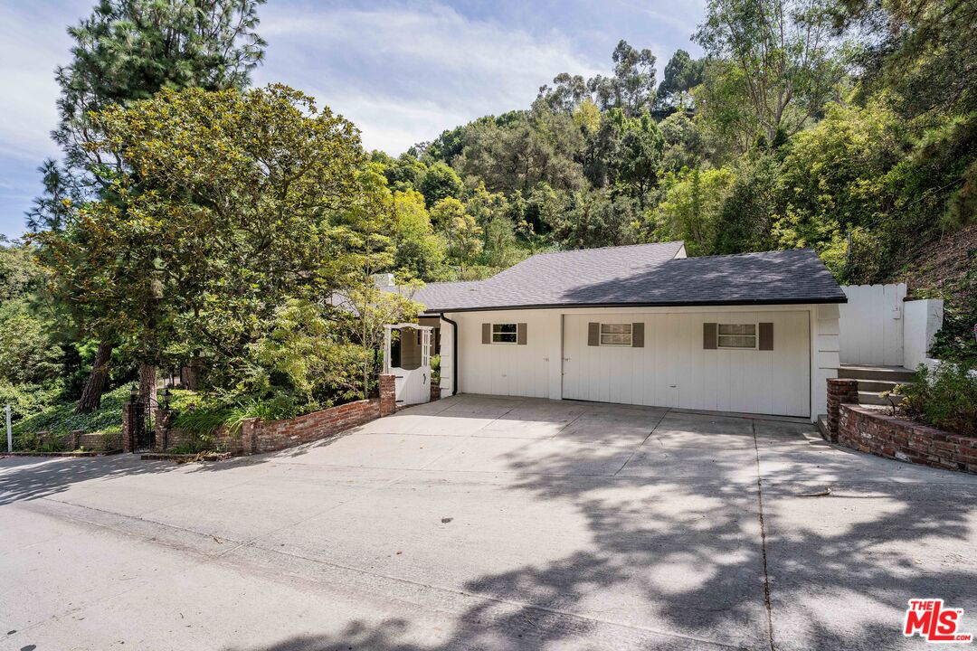 10686 Somma Way