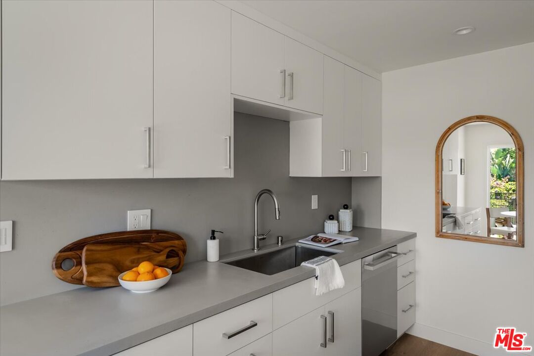 2721 2nd St Unit: 101