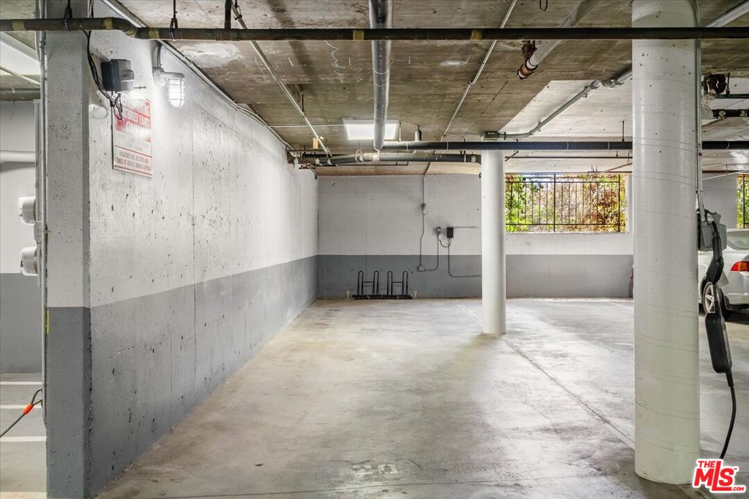2721 2nd St Unit: 101