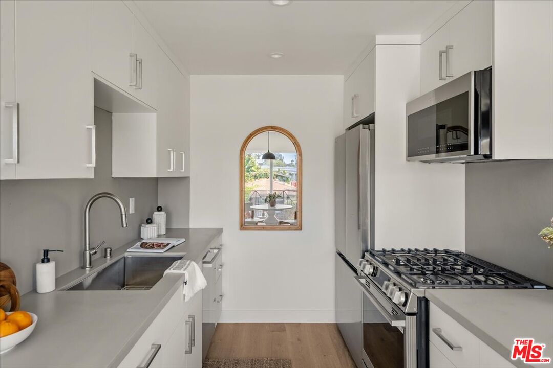 2721 2nd St Unit: 101