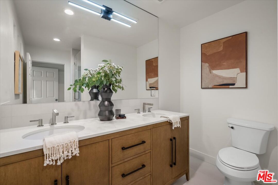 2721 2nd St Unit: 101