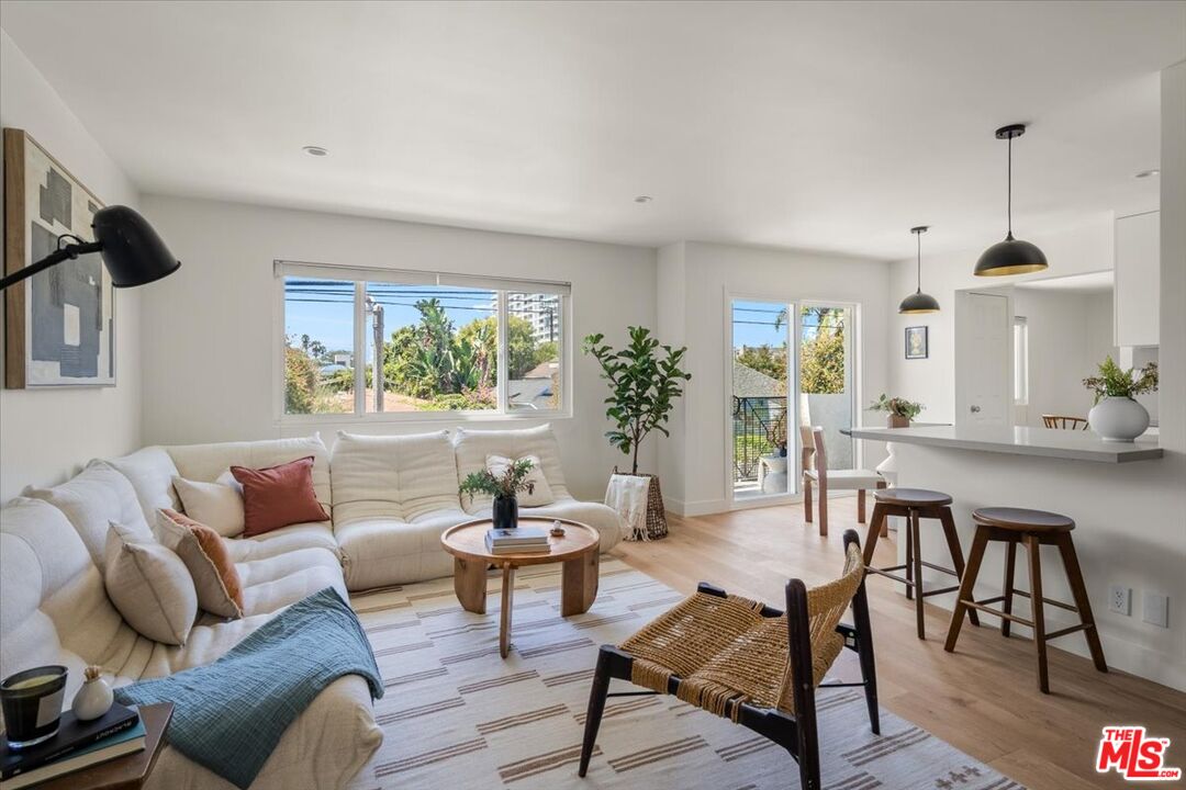 2721 2nd St Unit: 101
