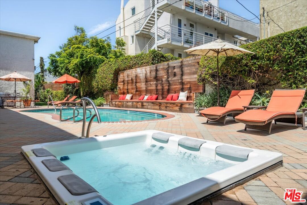 2721 2nd St Unit: 101