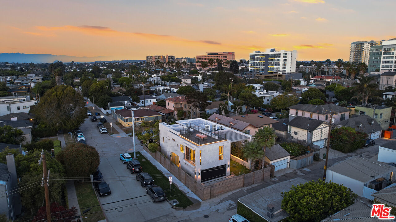 2801 Sanborn Ave