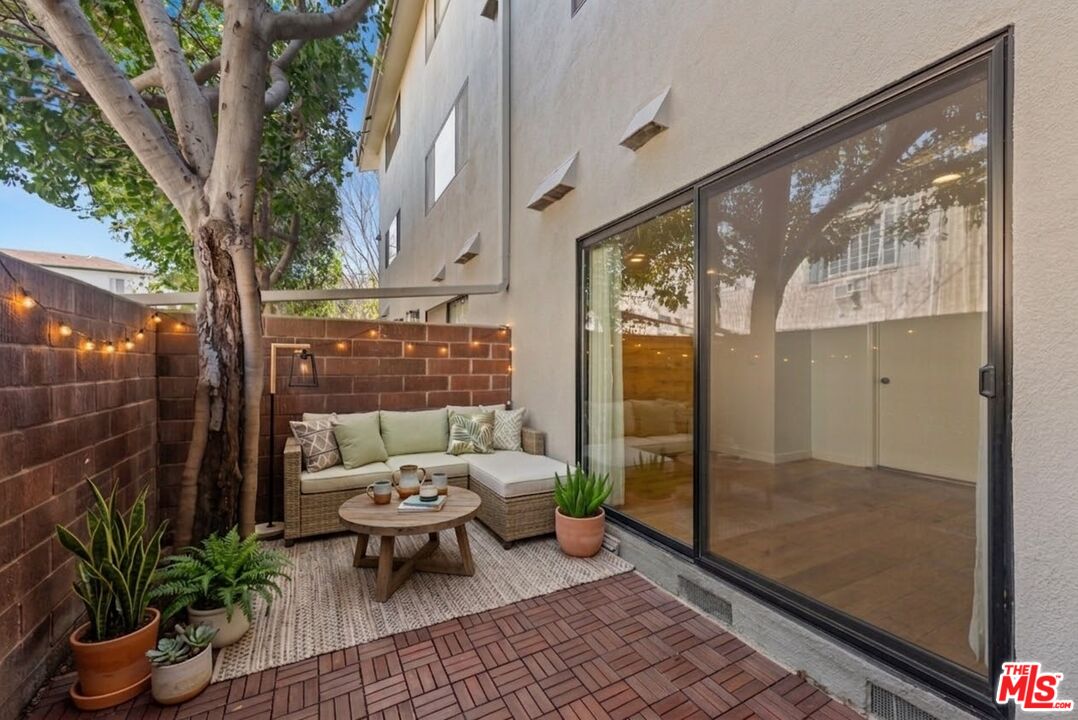407 S Spalding Dr Unit: 5