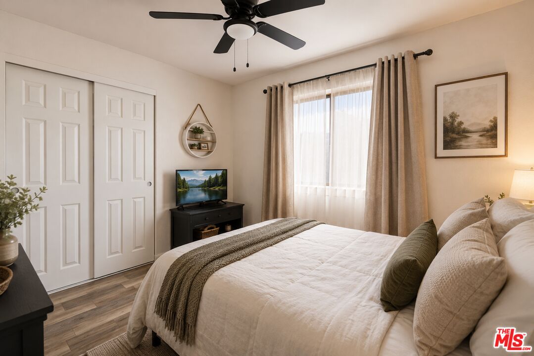 136 E Mountain View Blvd