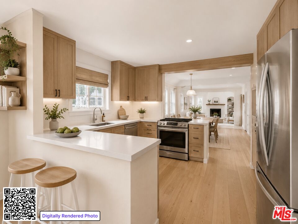 2059 W 78th St