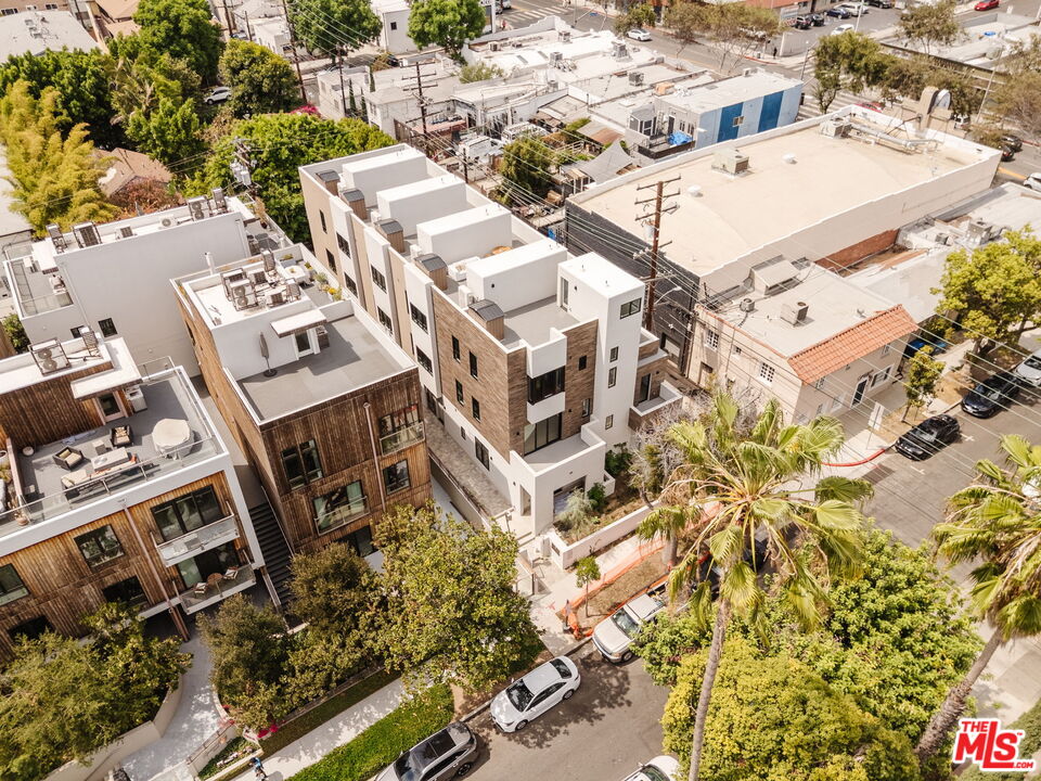 1051 N Spaulding Ave Unit: B