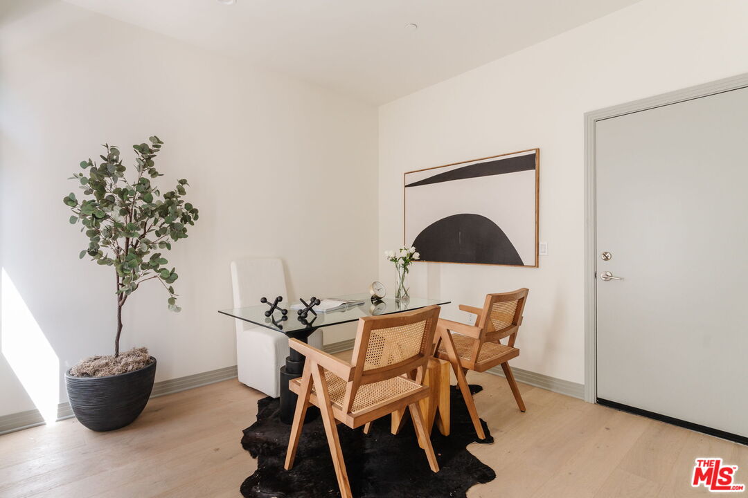 1051 N Spaulding Ave Unit: B