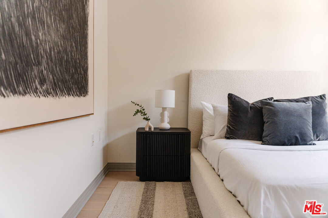 1051 N Spaulding Ave Unit: B