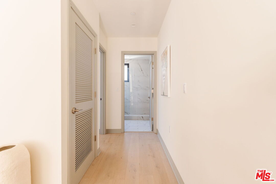 1051 N Spaulding Ave Unit: B