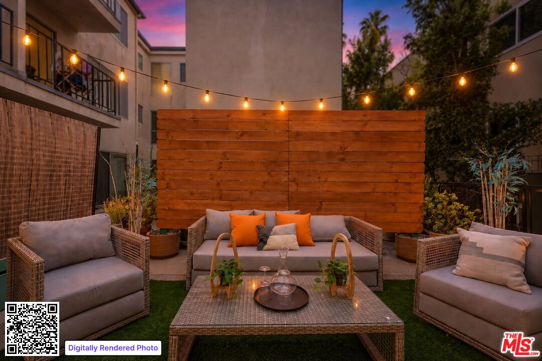 1045 N Kings Rd Unit: 107
