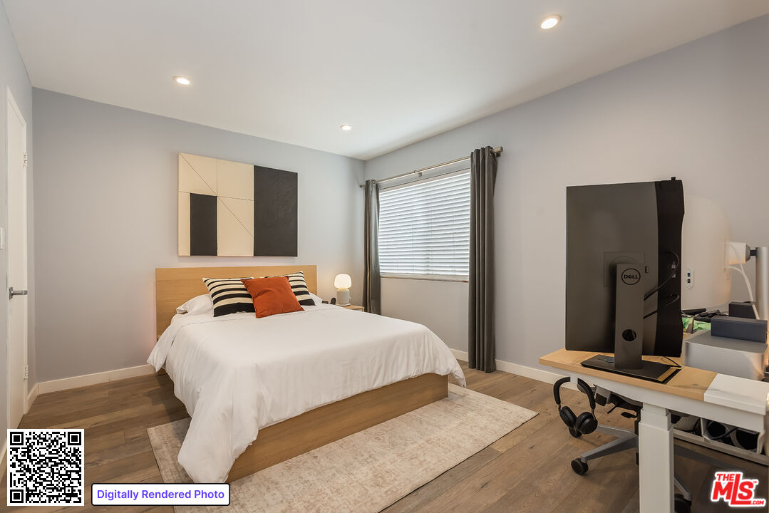 1045 N Kings Rd Unit: 107