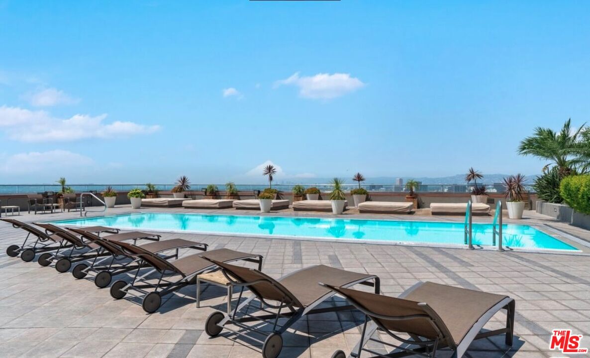 1100 Wilshire Blvd Unit: 2806