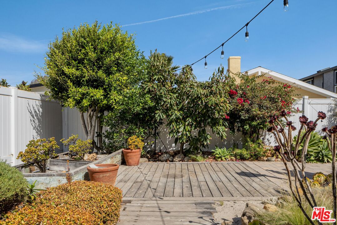 5359 Reef Way