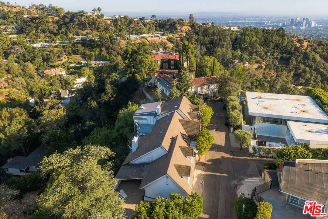 2312 Kimridge Rd